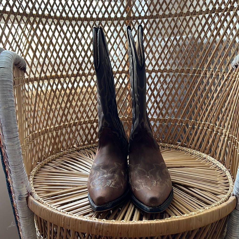 Women’s Laredo western boots